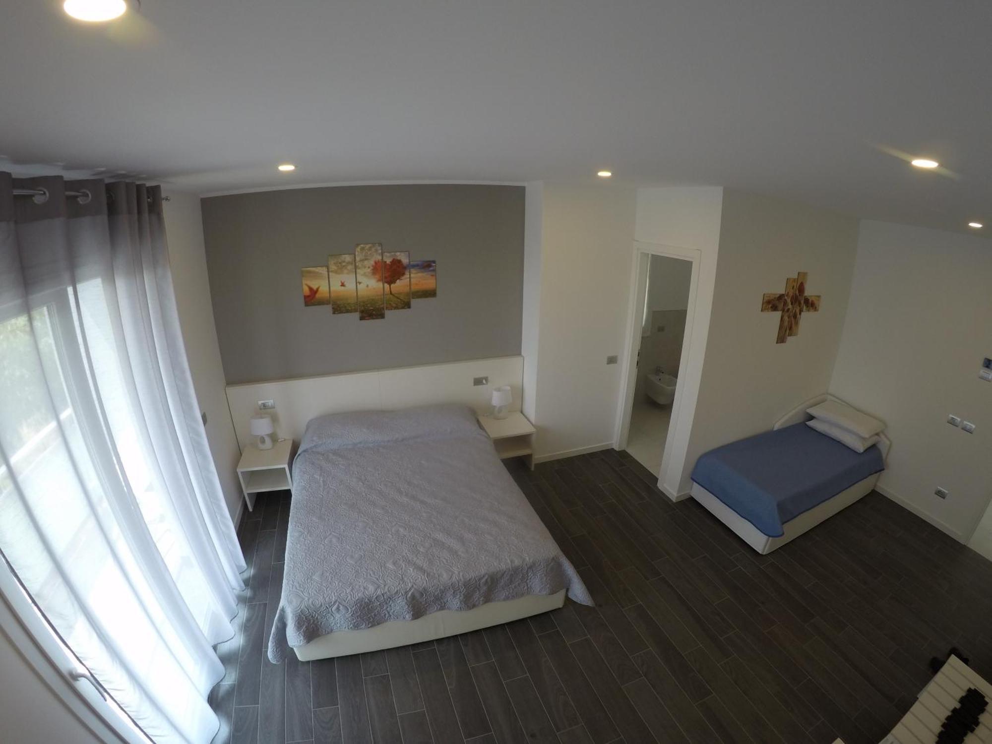 B&B Villa Del Lago Desenzano del Garda Exteriör bild